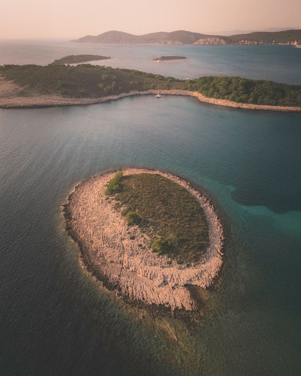 Palmižana Beach